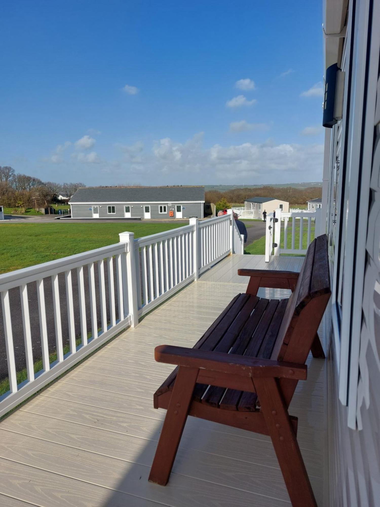 Apartmán Alphi 4 Bude Exteriér fotografie